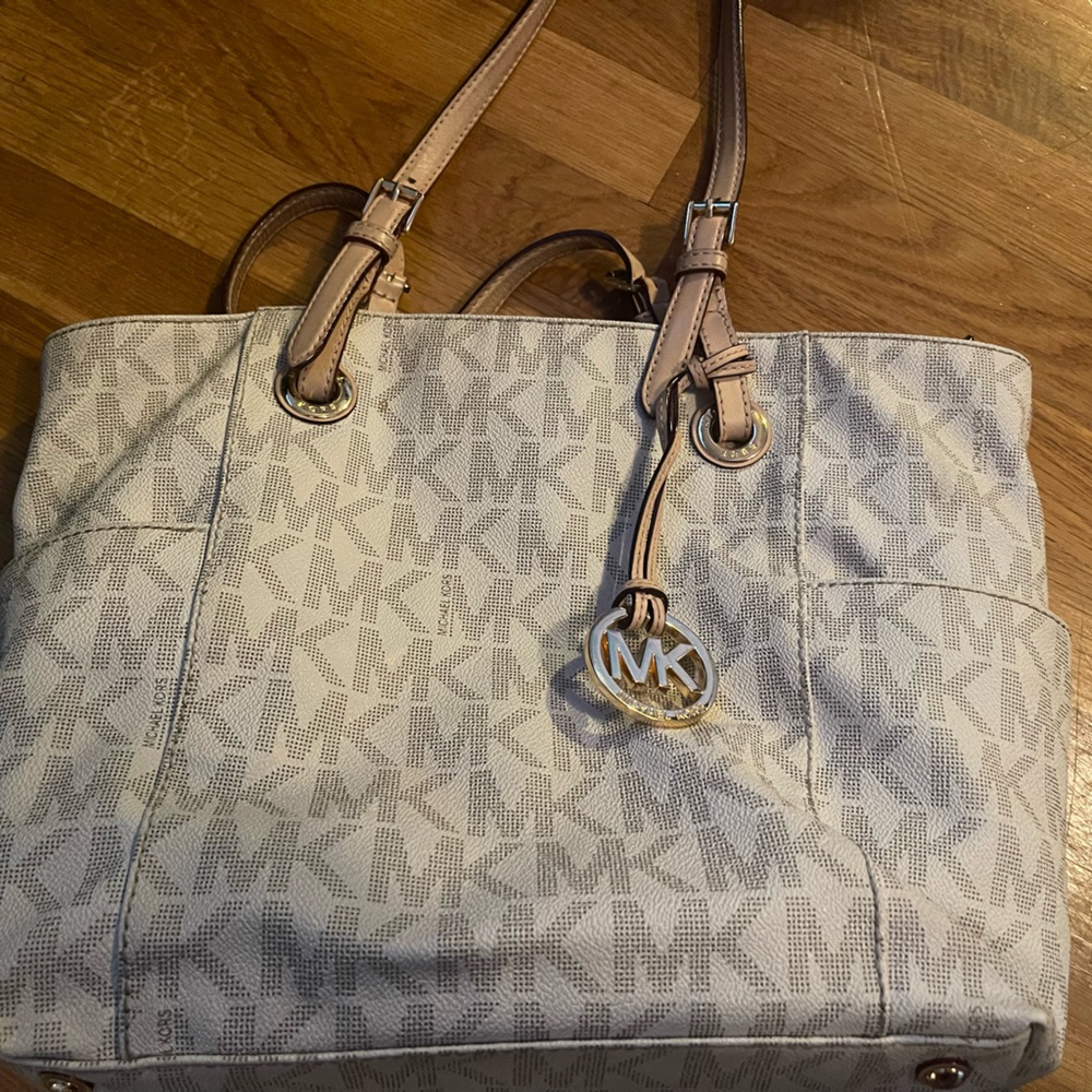 Michael Kors Tote